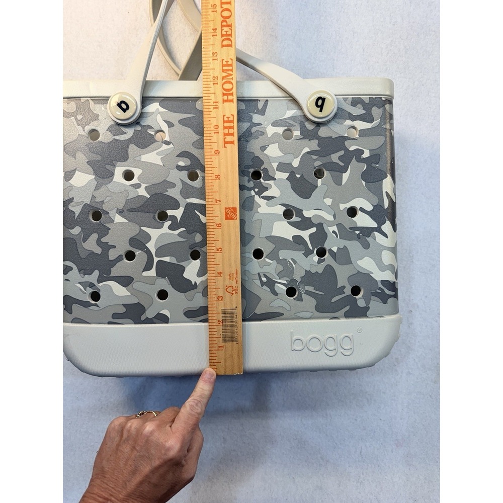 WHITE AND GRAY CAMO Baby BOGG BAG  14"x12"x4.5" With Plastic Zippered Pocket - Picture 6 of 14